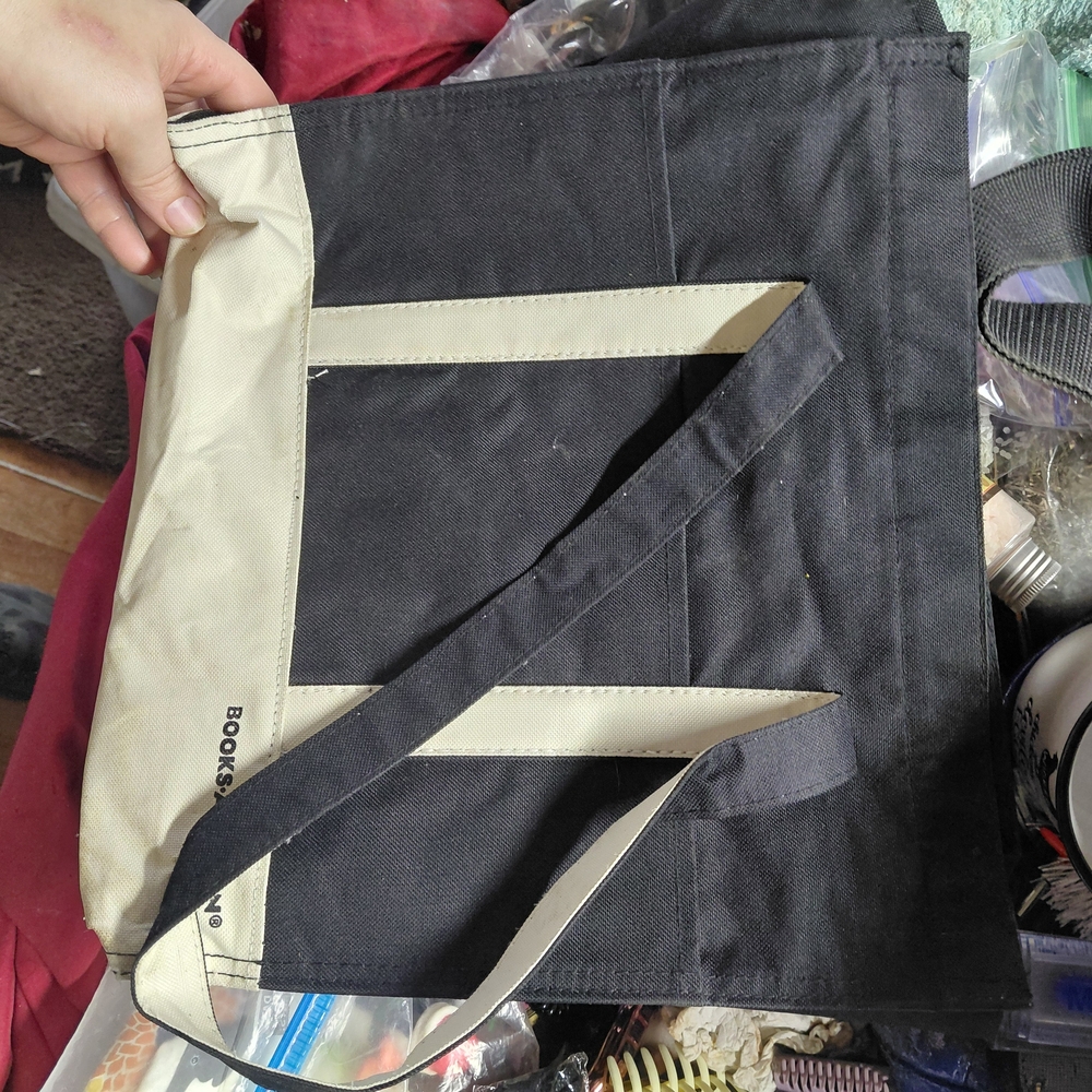 Canvas Messenger Bag in Black and Cream